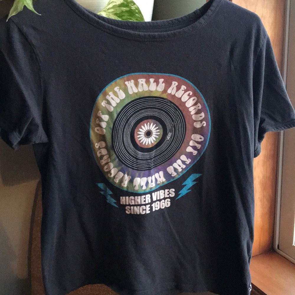 Vans T shirt- Record player design - Picture 1 of 3